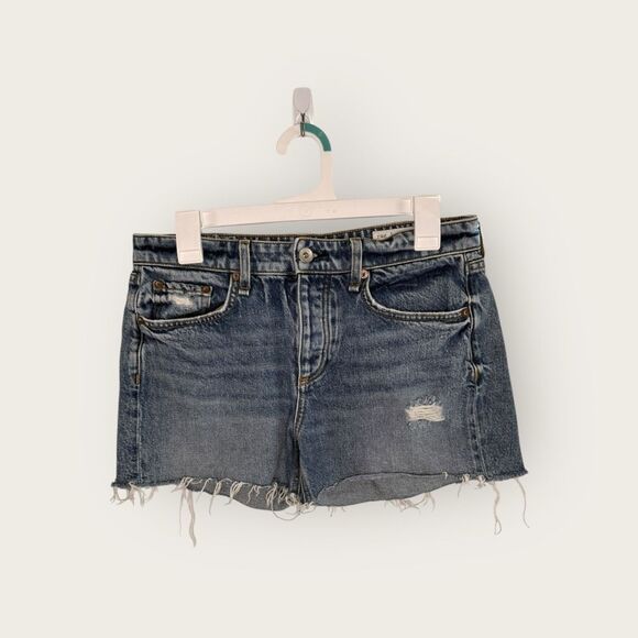 Rag & Bone Dre Low Rise Distressed Denim Shorts in Norwalk Size 26 - Picture 4 of 8